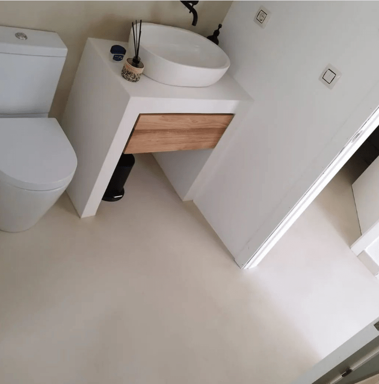 contact cement floors Barcelona